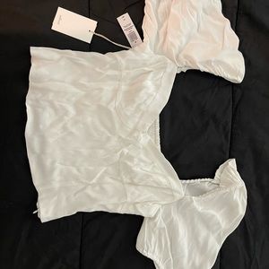 Aritzia Wilfred novella short sleeve blouse